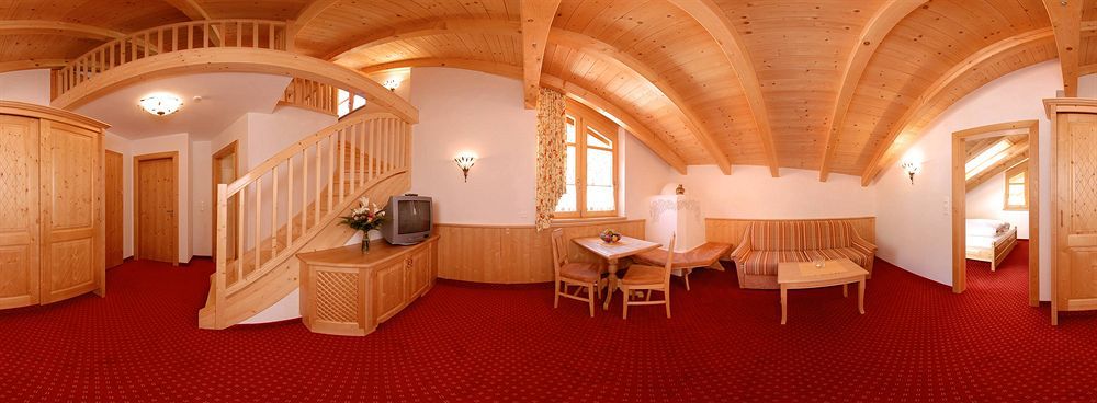 Hotel Hotel Traube 4*